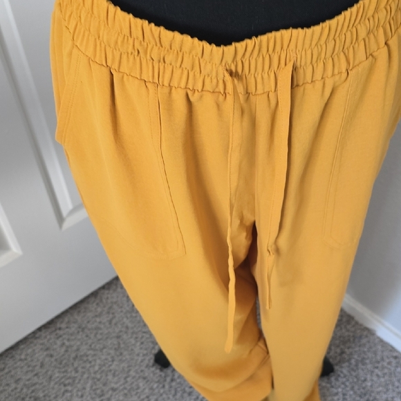 NYC Mustard Yellow Pantsuit - Picture 3 of 6